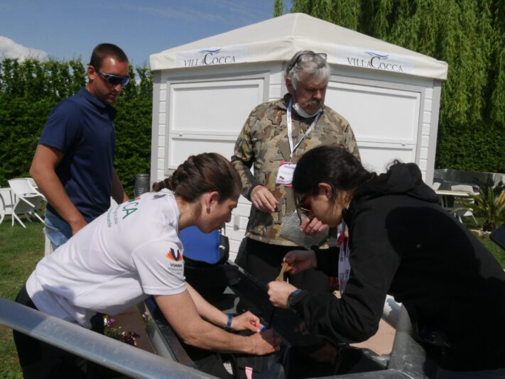 4D78A7DD-49D5-412D-BF98-194C892E2B9D